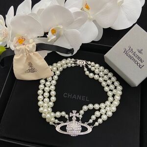 Vivienne Westwood Pearl Necklace